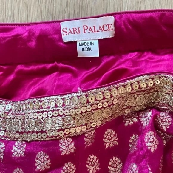 Pink & Gold Authentic Lehenga Set for Timeless Grace - Picture 3 of 6